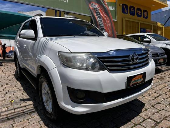TOYOTA HILUX SW4 2.7 SR 4X2 16V FLEX 4P MANUAL